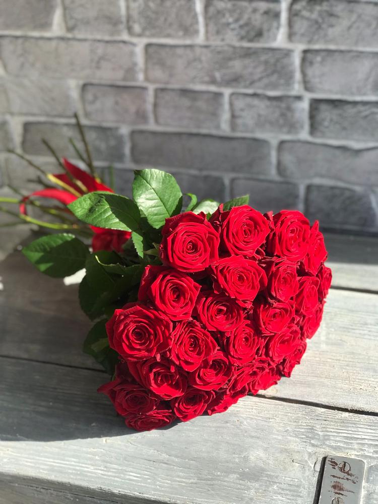 Букет Красные розы Фридом в Вохринке