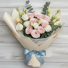 Букет цветов из:  Лизиантусы в Вохринке