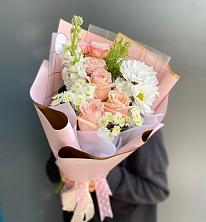 Букет цветов из:  Хризантемы и Розы в Вохринке