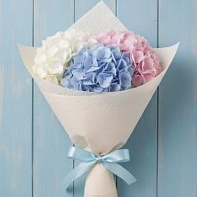 Букет цветов из:  Гортензия #REPLACE_PRED# Вохринке