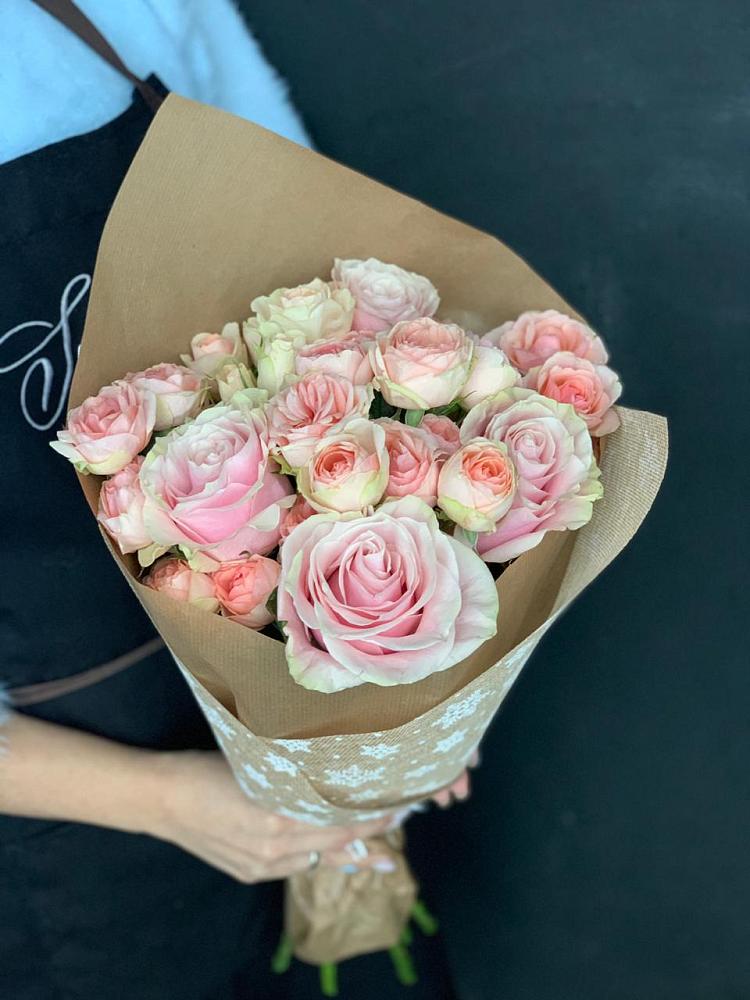 Букет цветов из: Хризантемы и Розы в Вохринке