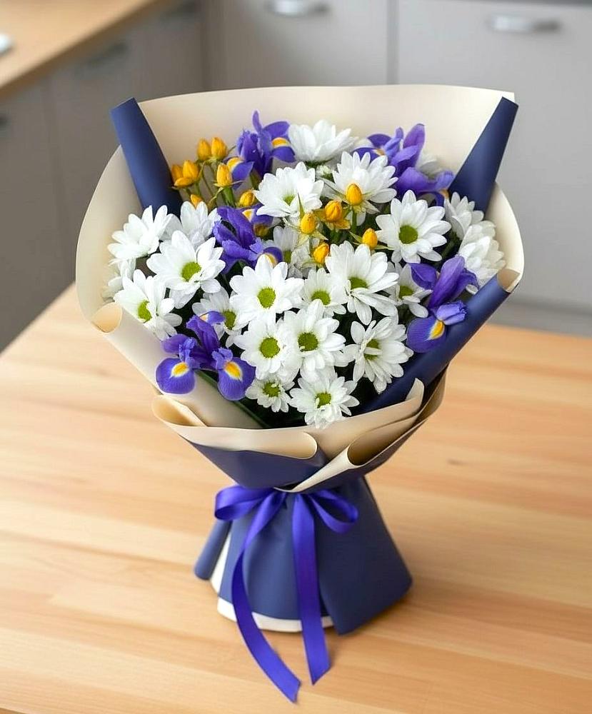 Букет цветов из: Розы, Ирисы и Хризантемы в Вохринке