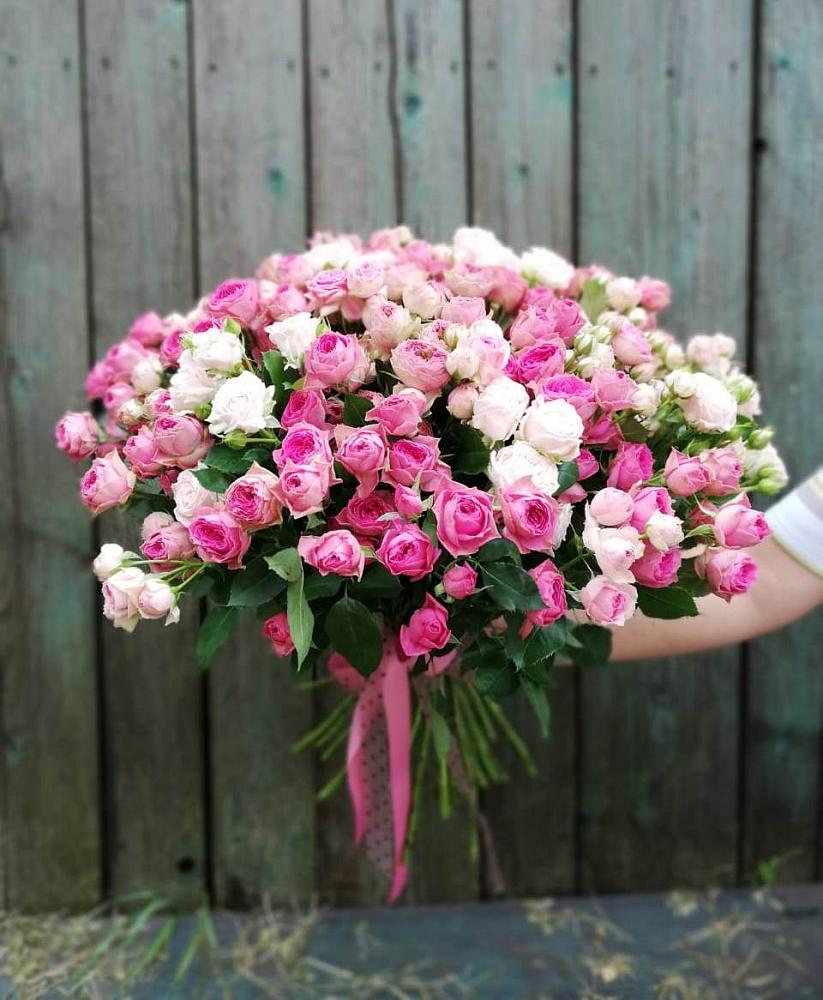 Букет Розовые кустовые розы Натали и Лав Лидия в Вохринке